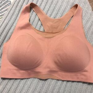 Make offer! Soma Blush Seamless Racerback Sports Bra Medium